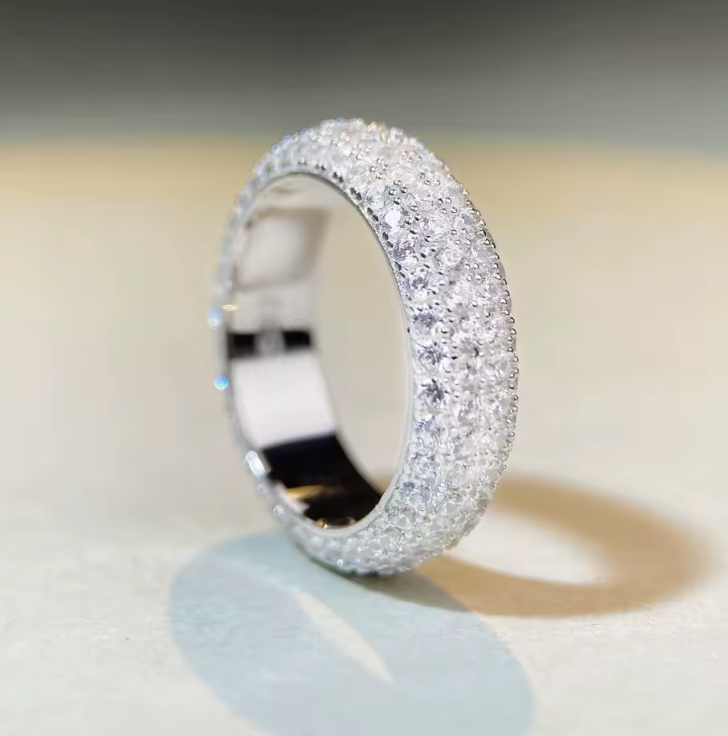Bague Hip Hop Luxe Unisexe – Platine Massif PT950 & Or Blanc, Entièrement Sertie de Diamants